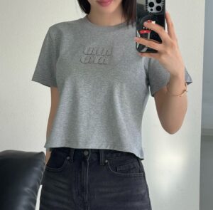 미우미우 저지 티셔츠