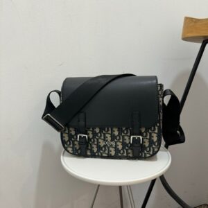 디올 메신져 숄더 크로스백