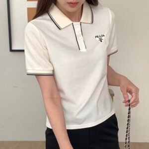 프라다 삼각 자수로고 pk 티셔츠