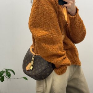 루이비통 고급 루핑 크로스백 모노브라운