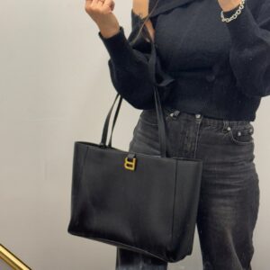 발렌시아가 토트백 블랙