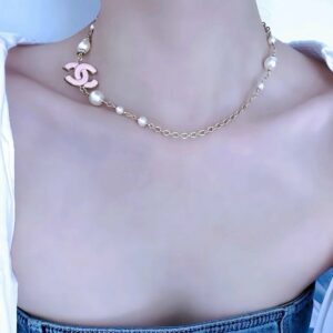 샤넬 로고에나멜 진주 네크리스 목걸이