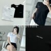 미우미우 여성 베이직 로고 티셔츠