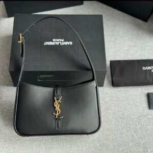입생로랑 YSL 모노그램 호보 숄더백