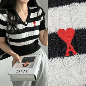 아미 단가라 브이넥 니트반팔