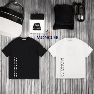 몽클레어 스웨트 빈티지 반팔티
