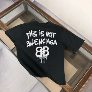 발렌시아가 스프레이 반팔티