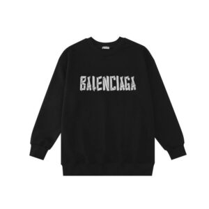 발렌시아가 크랙 디테일 레터링 맨투맨 