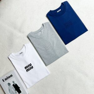 미우미우 코튼 아플리케 로고 긴팔