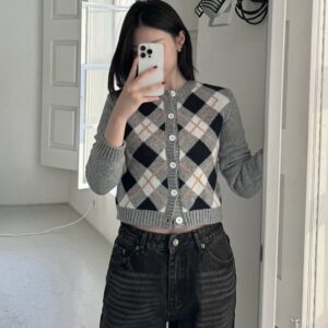 프라다 여성 아가일 가디건