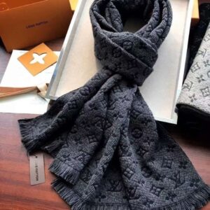 루이비통 모노그램 시그니쳐 머플러 연그레이