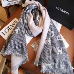 샤넬 NO.5 트위드 체크 숄 머플러