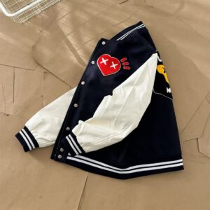 휴먼메이드 하트 새틴 바시티 자켓