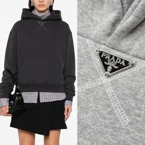 프라다 센터플레이트 기모 후드 티셔츠